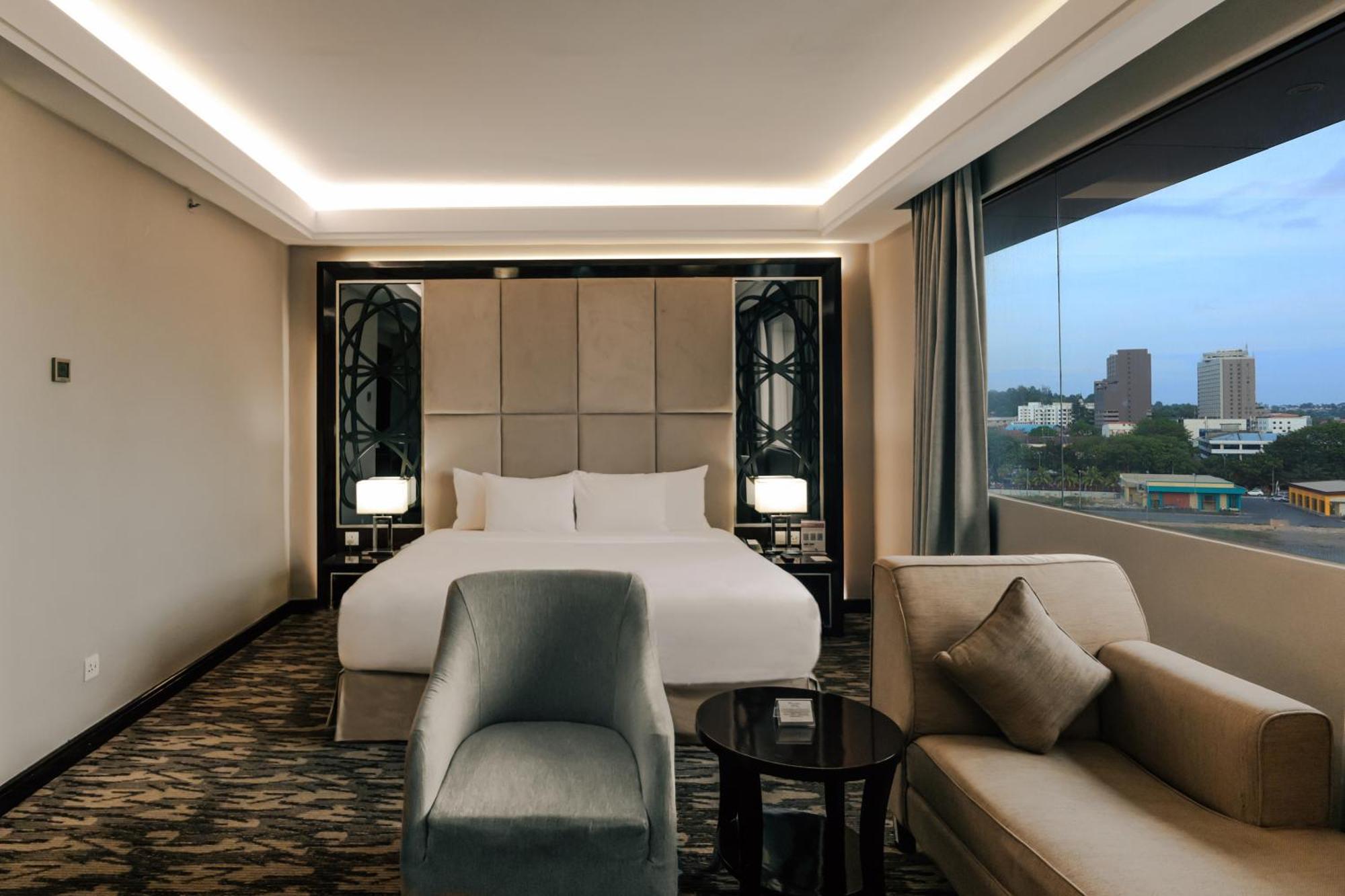 Swiss-Belhotel Harbour Bay Нагоя Экстерьер фото